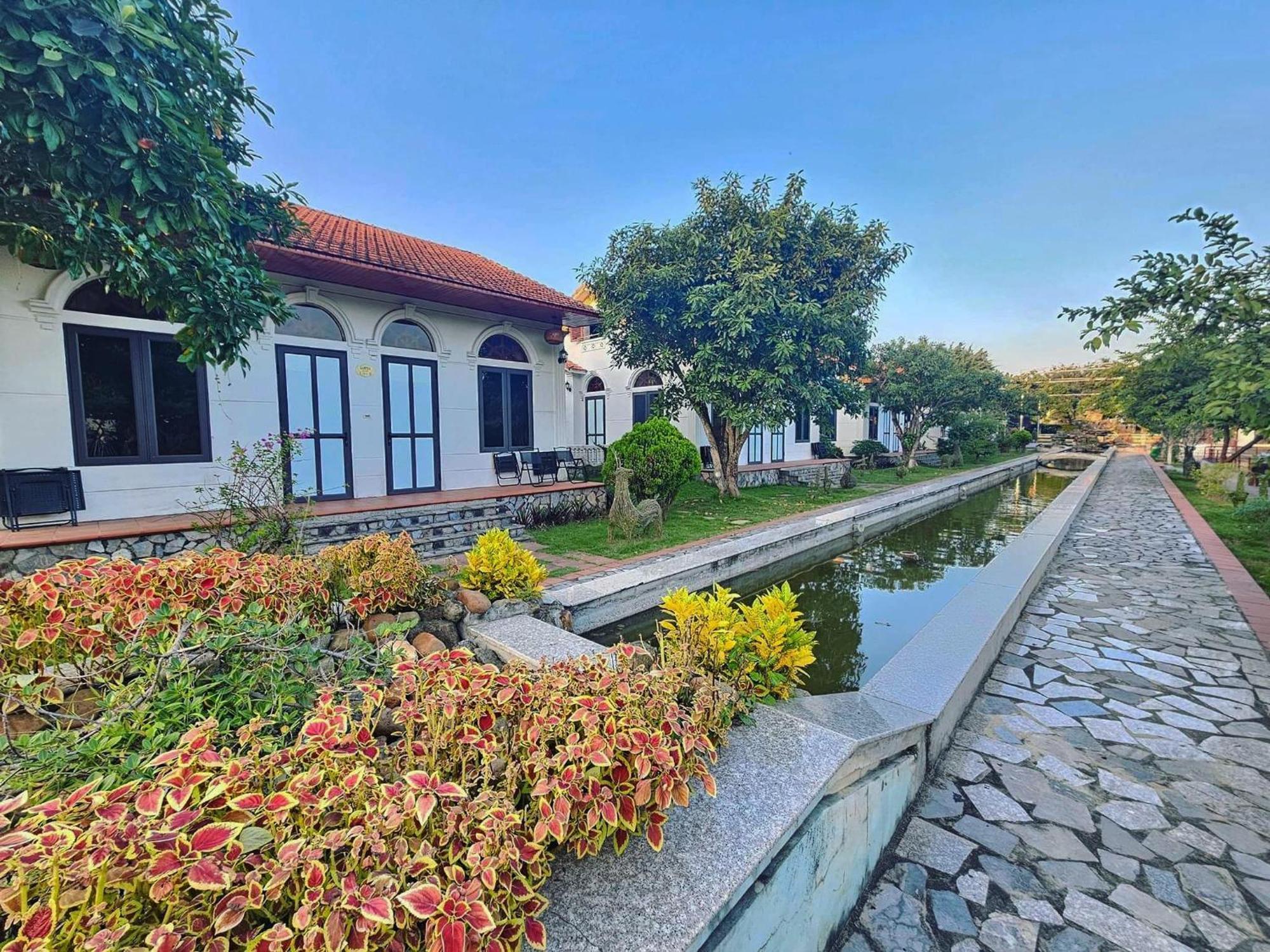 Hoa Lu Garden Resort Ninh Binh Buitenkant foto