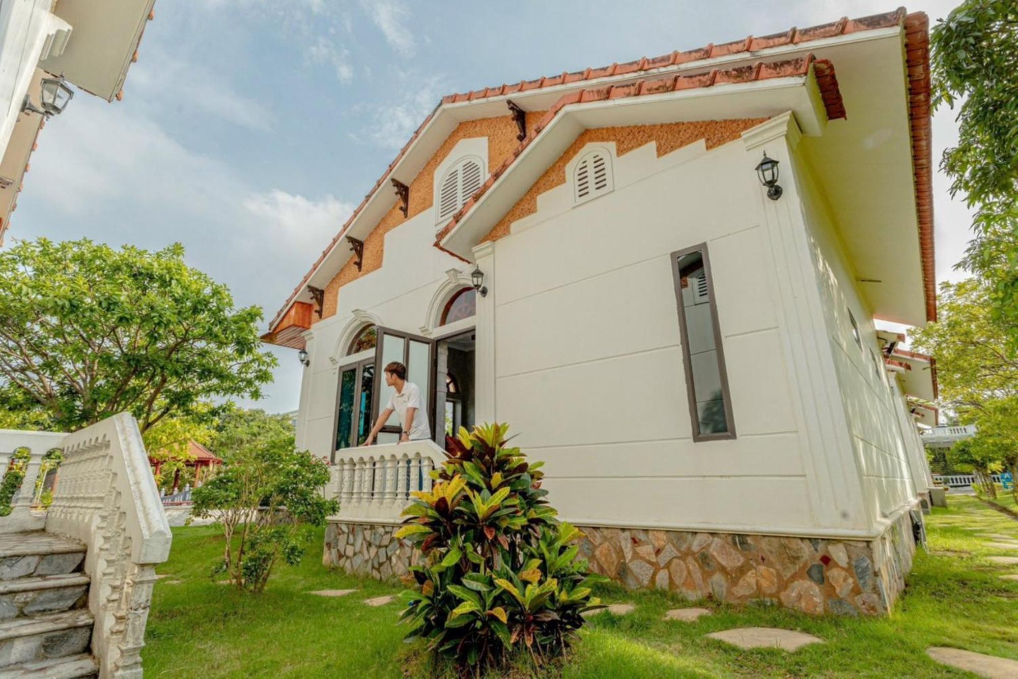 Hoa Lu Garden Resort Ninh Binh Buitenkant foto