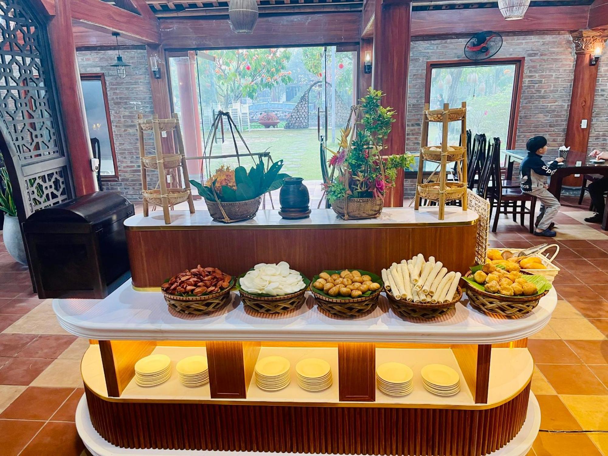 Hoa Lu Garden Resort Ninh Binh Buitenkant foto